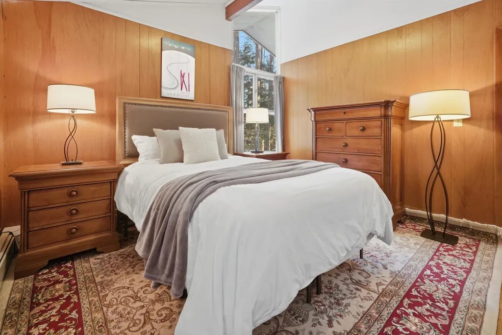 5 Wall Street Winhall VT 05340