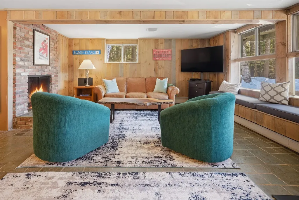 5 Wall Street Winhall VT 05340