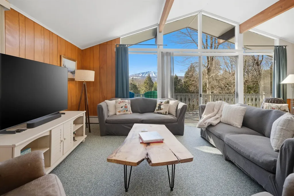 5 Wall Street Winhall VT 05340