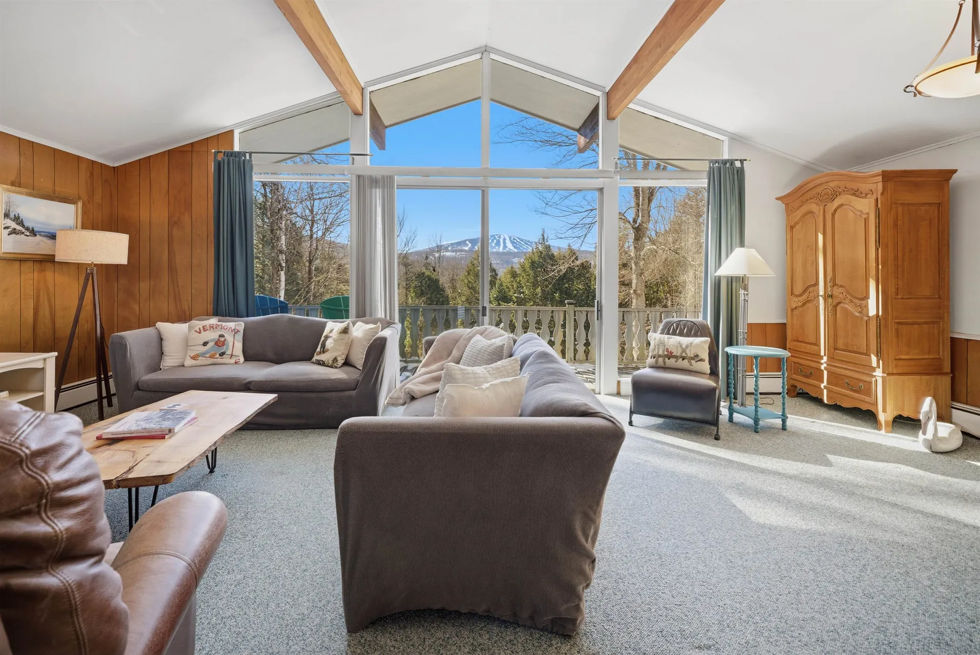 5 Wall Street Winhall VT 05340