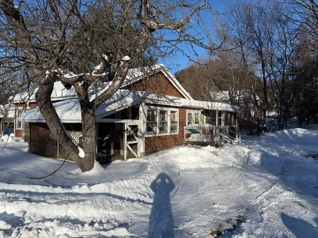 3 Newport Avenue Newport NH 03773