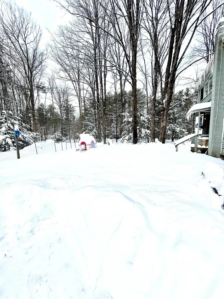 135 Athol Road Richmond NH 03470