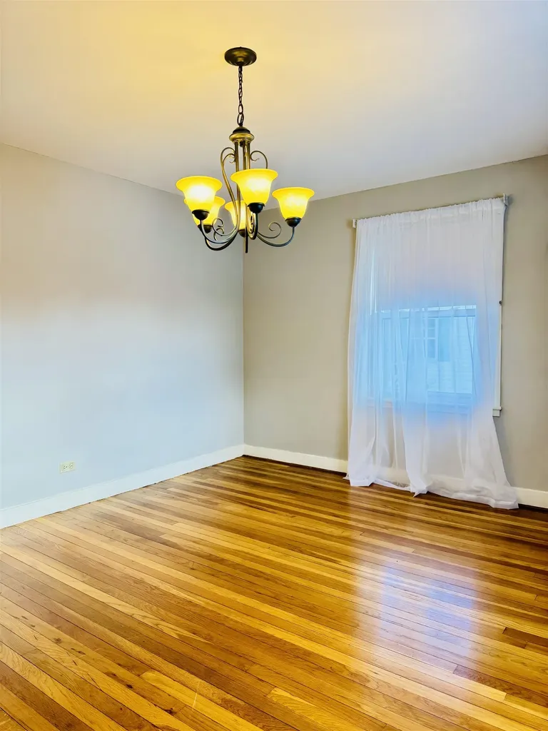 264 North Street Manchester NH 03104