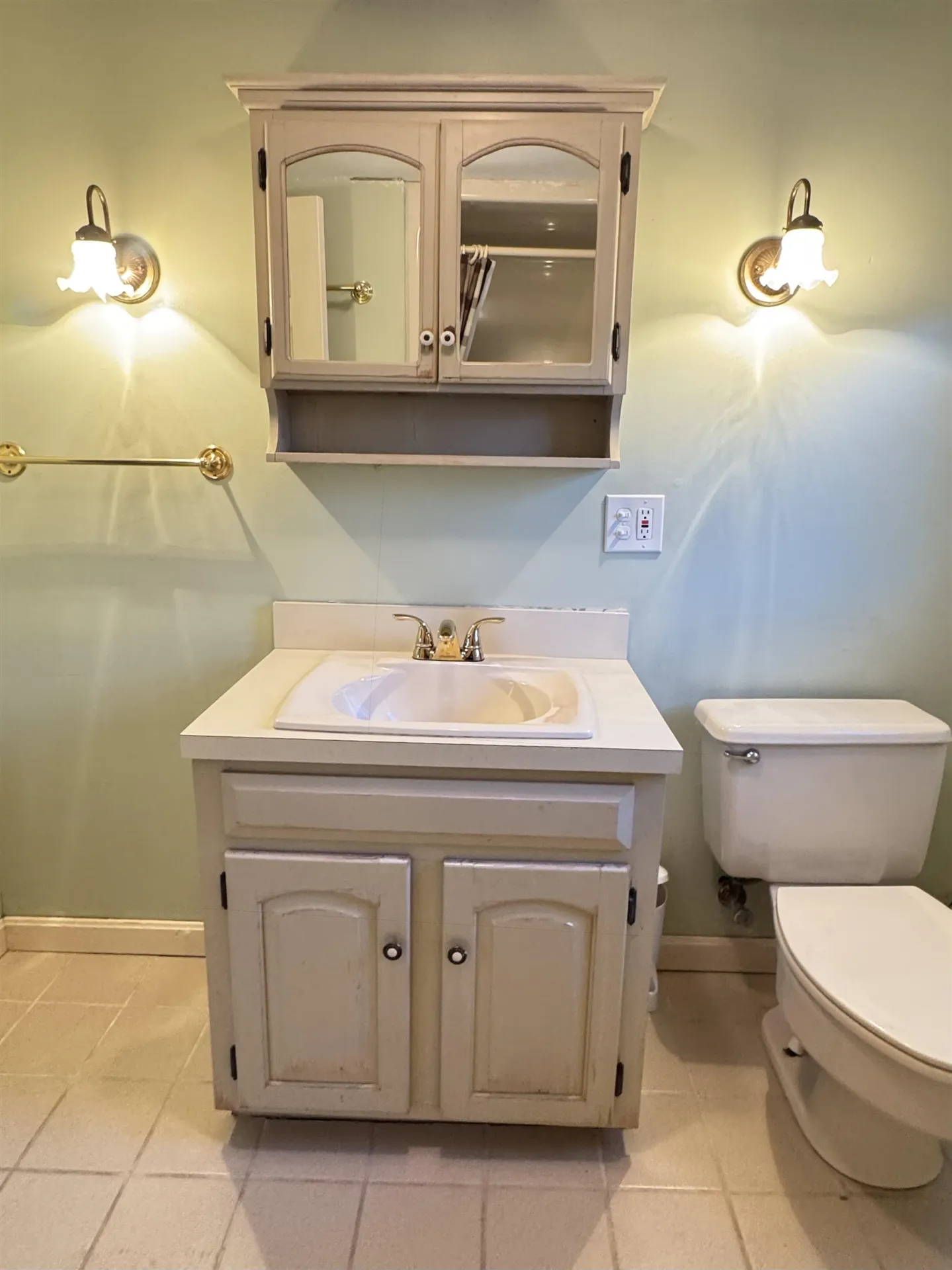 264 North Street Manchester NH 03104