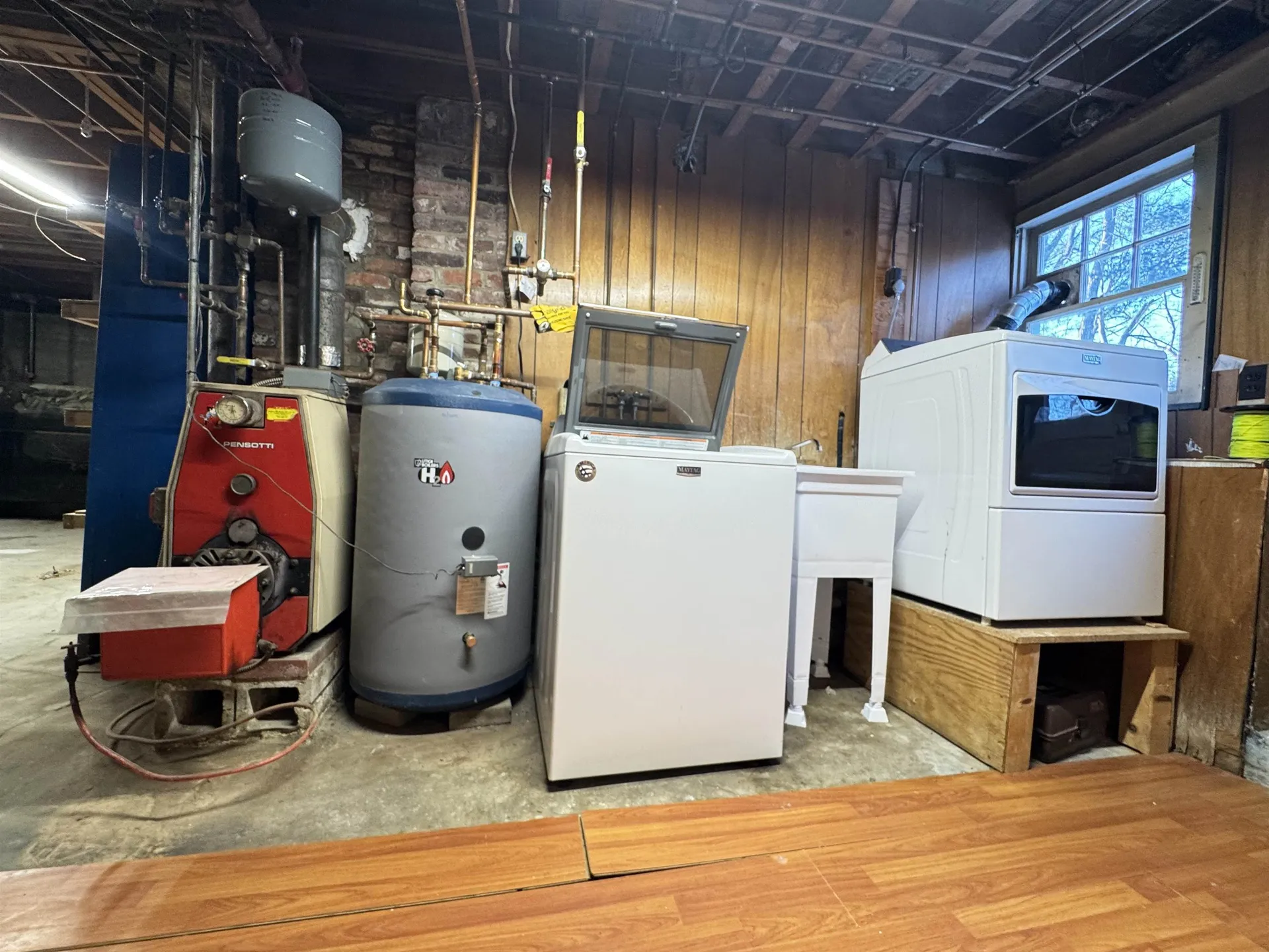 264 North Street Manchester NH 03104