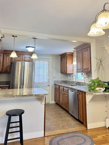 264 North Street Manchester NH 03104