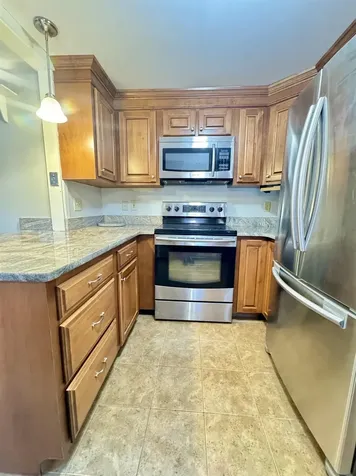 264 North Street Manchester NH 03104