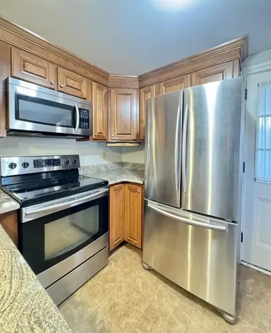 264 North Street Manchester NH 03104