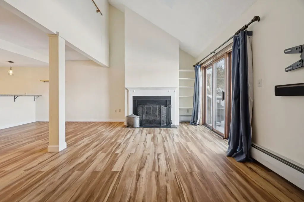 72 Mountains Edge Road West Windsor VT 05037