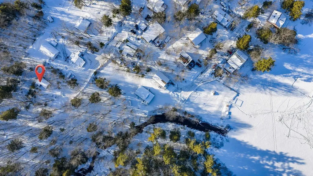 18 Collins Drive Northwood NH 03261