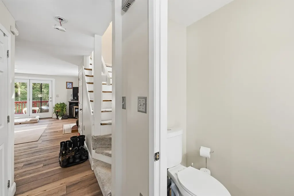 15A David Drive Hudson NH 03051