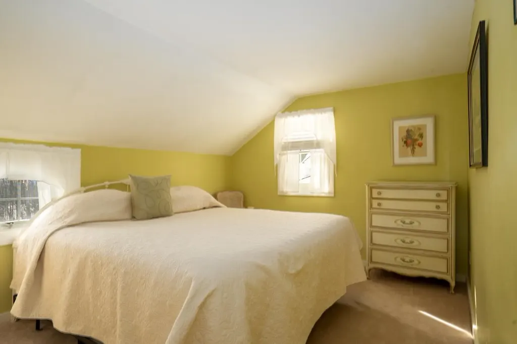 2759 Vt Route 11 Peru VT 05152