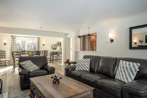 2759 Vt Route 11 Peru VT 05152