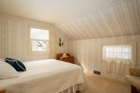 2759 Vt Route 11 Peru VT 05152