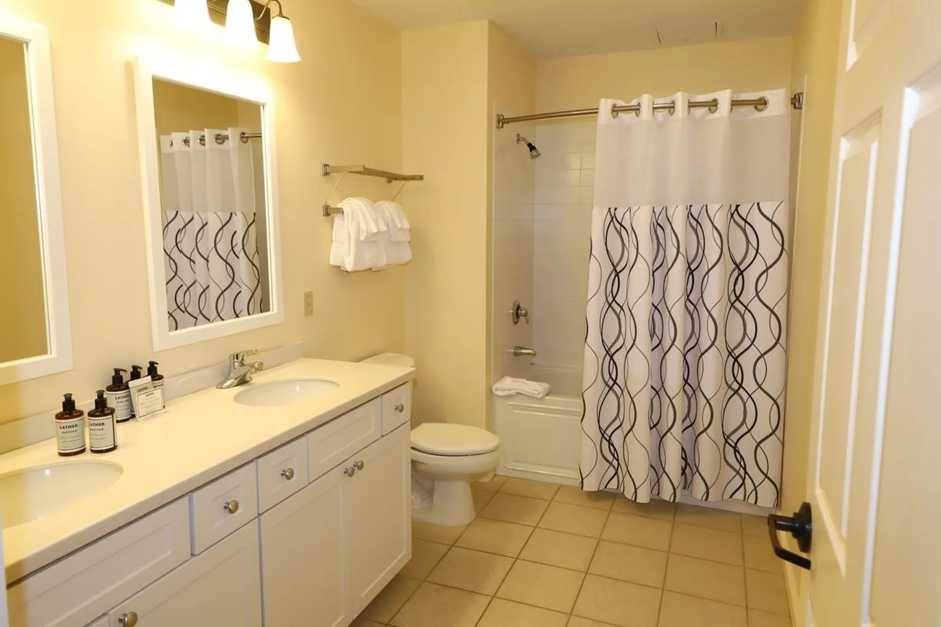 270/272 Qtr. I I Jackson Gore Inn Ludlow VT 05149