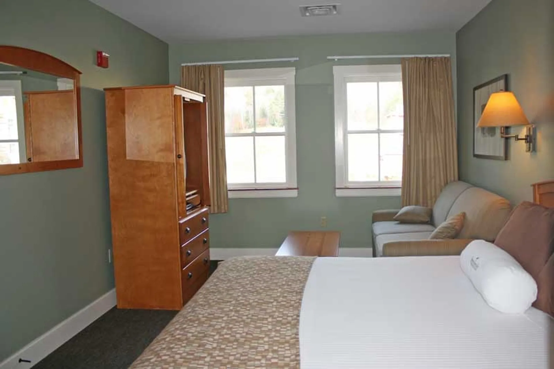 270/272 Qtr. I I Jackson Gore Inn Ludlow VT 05149