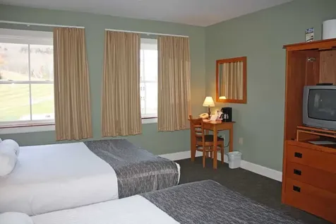 270/272 Qtr. I I Jackson Gore Inn Ludlow VT 05149