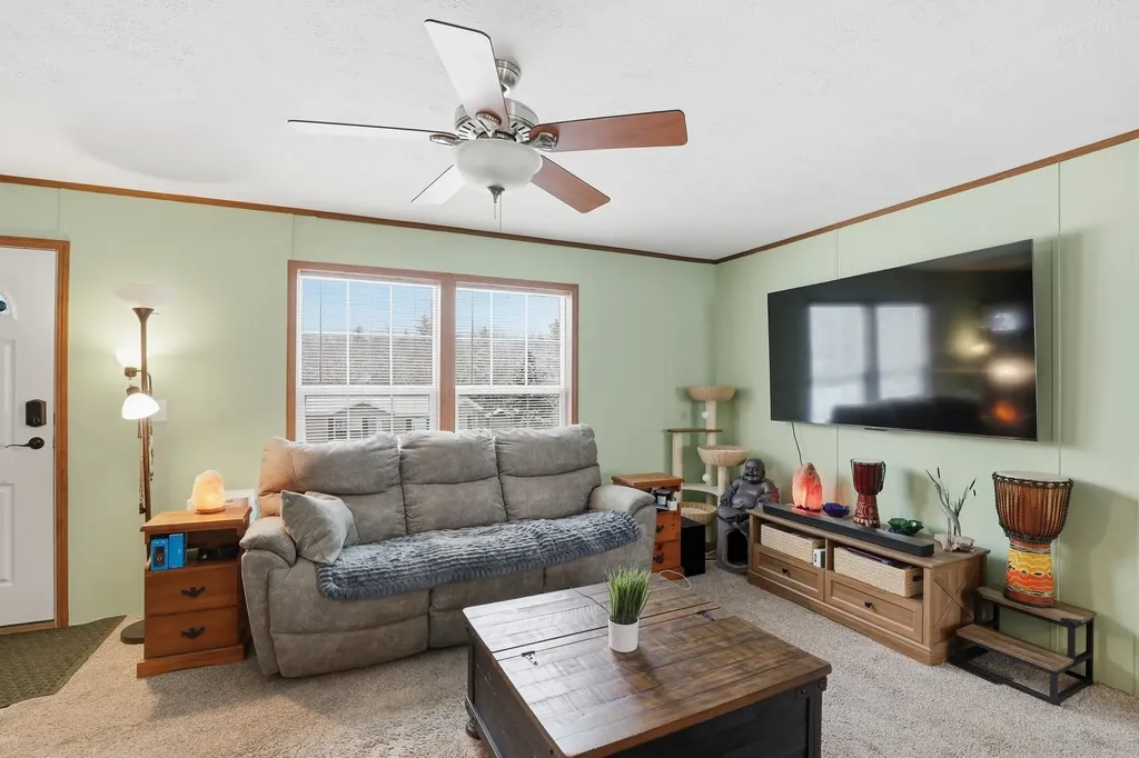 76 Goldrush Lane Rochester NH 03868