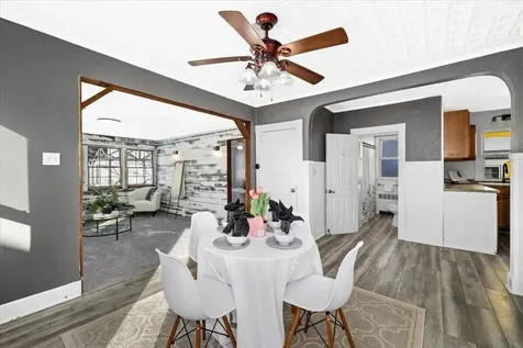 89 Summerside Avenue Manchester NH 03102