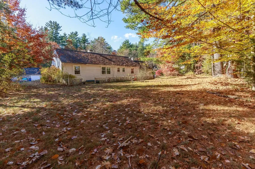 23 Currier Avenue Peterborough NH 03458