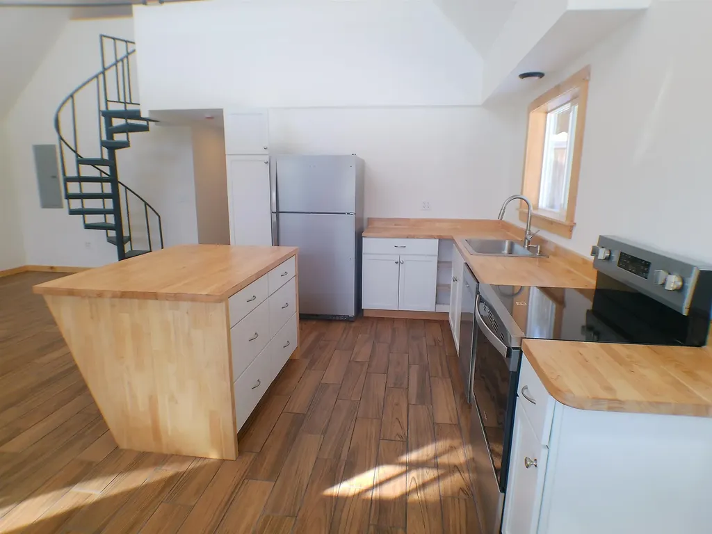 1451 Main Road Chatham NH 03813