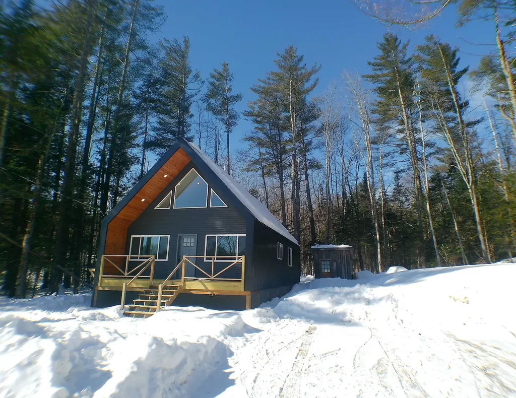 1451 Main Road Chatham NH 03813