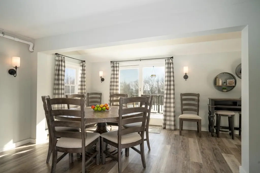 2759 Vt Route 11 Peru VT 05152