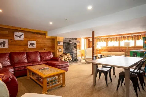 2759 Vt Route 11 Peru VT 05152