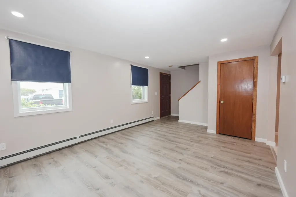 42 Brown Avenue Hampton NH 03842