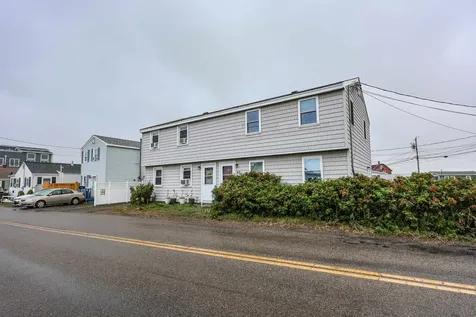 42 Brown Avenue Hampton NH 03842