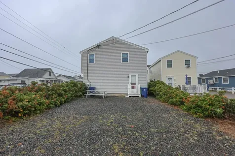 42 Brown Avenue Hampton NH 03842
