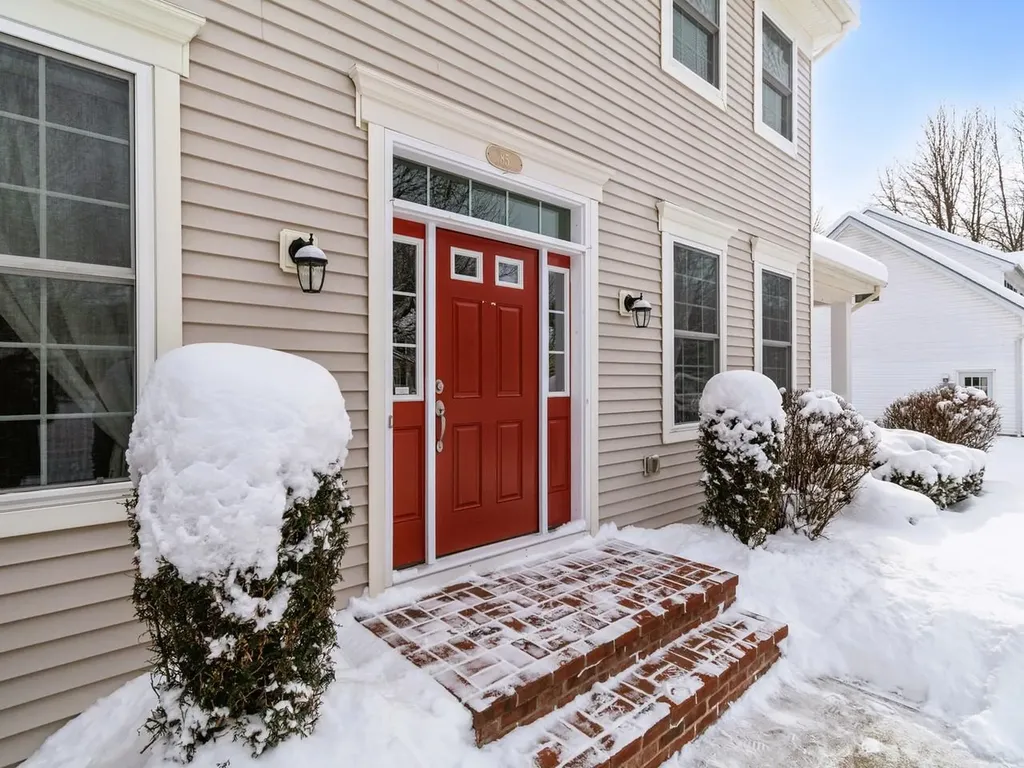 85 Barrett Lane Williston VT 05495