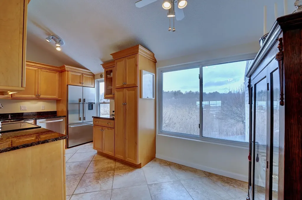 943 Ocean Boulevard Hampton NH 03842