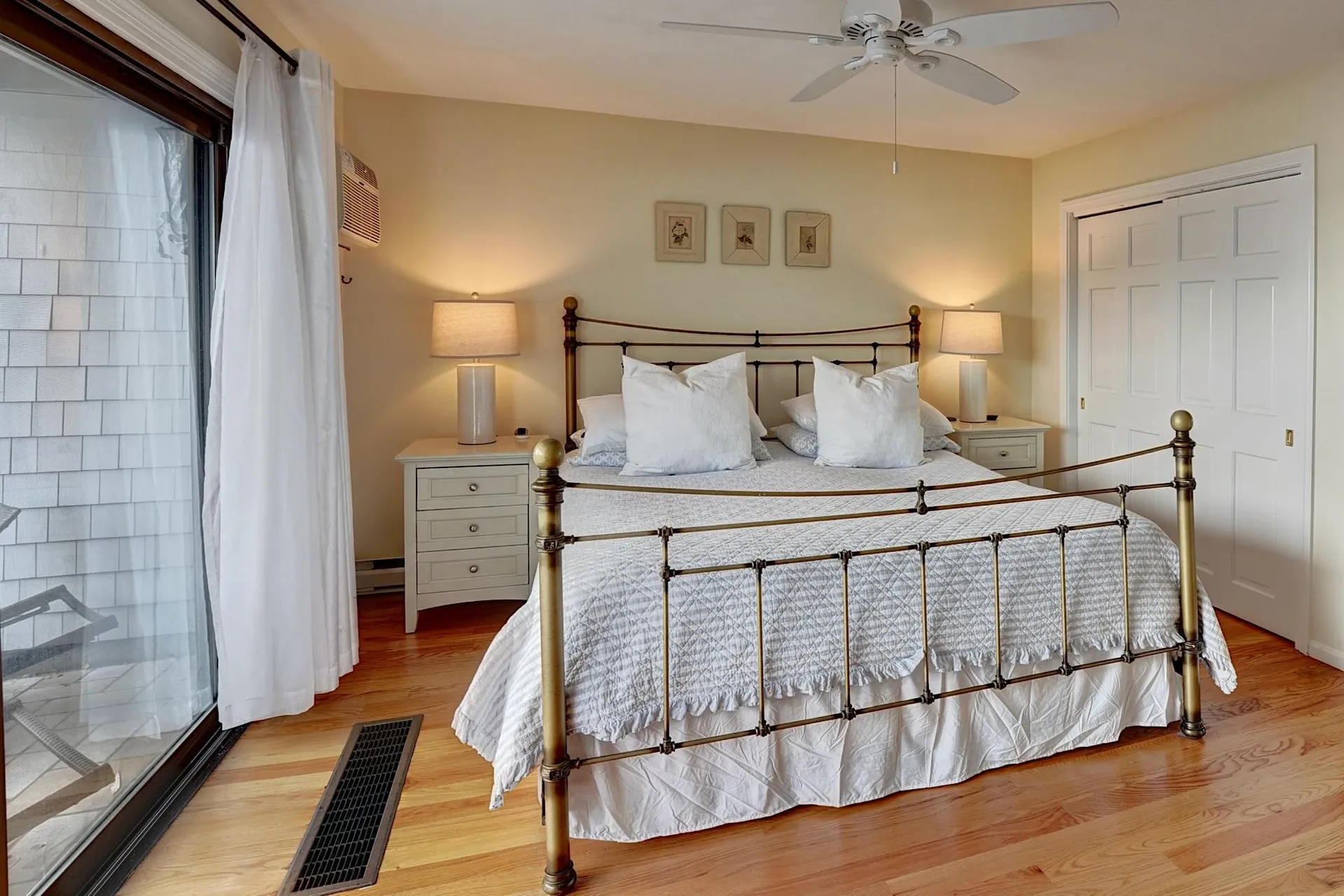 943 Ocean Boulevard Hampton NH 03842