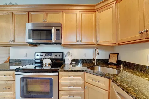 943 Ocean Boulevard Hampton NH 03842