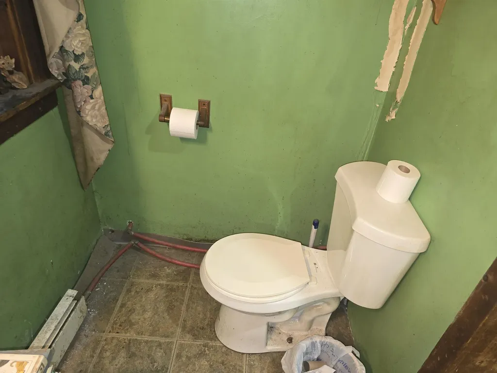 552 - 554 Hinesburg Road Brattleboro VT 05301