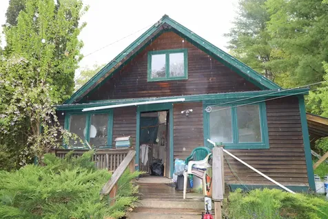 552 - 554 Hinesburg Road Brattleboro VT 05301