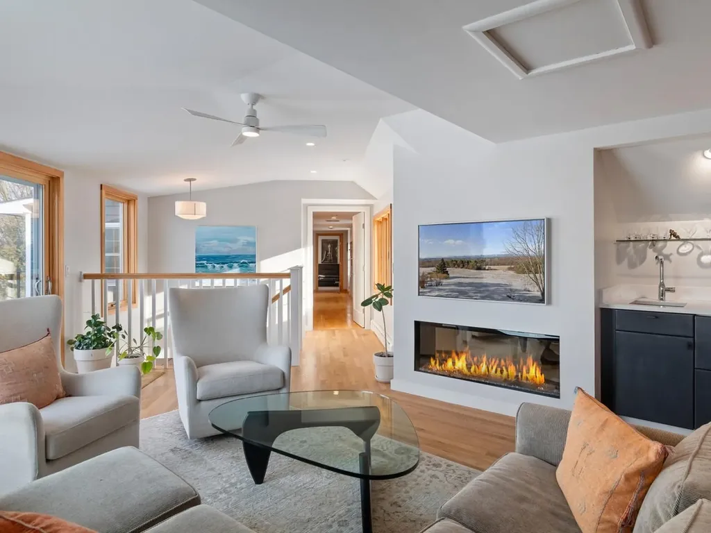 1285 Spear Street South Burlington VT 05403