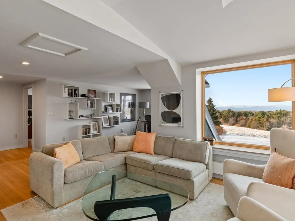 1285 Spear Street South Burlington VT 05403