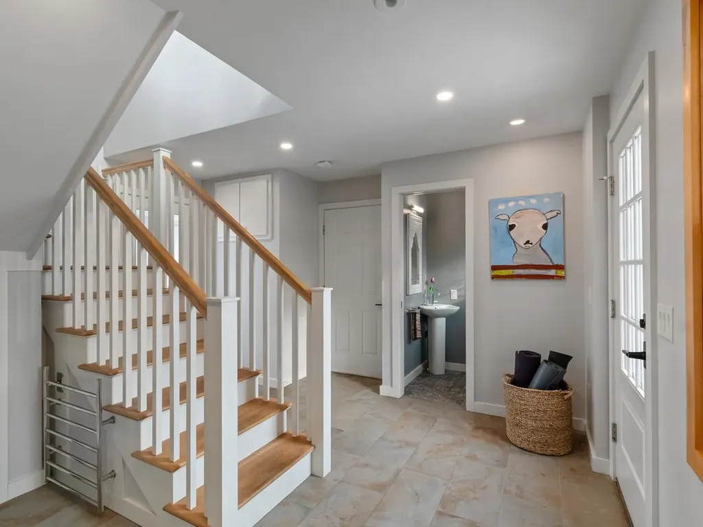 1285 Spear Street South Burlington VT 05403