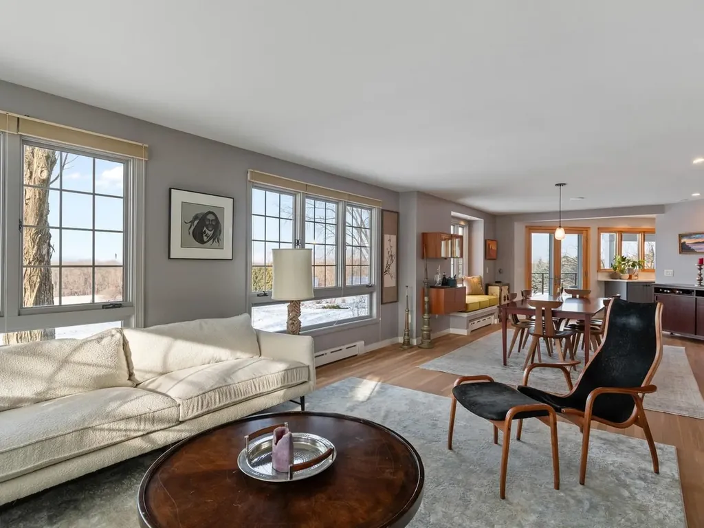 1285 Spear Street South Burlington VT 05403