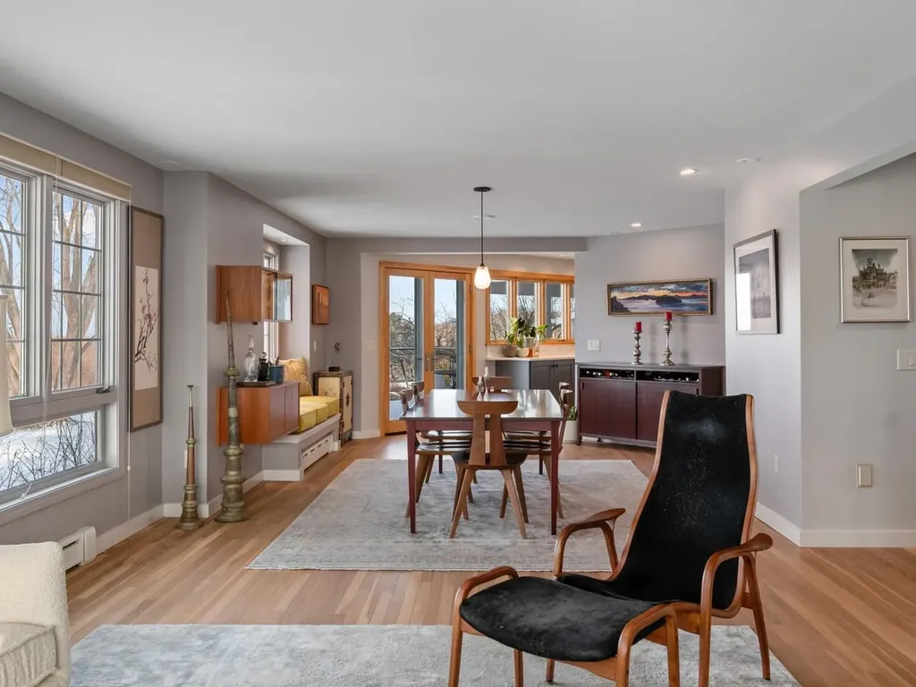 1285 Spear Street South Burlington VT 05403