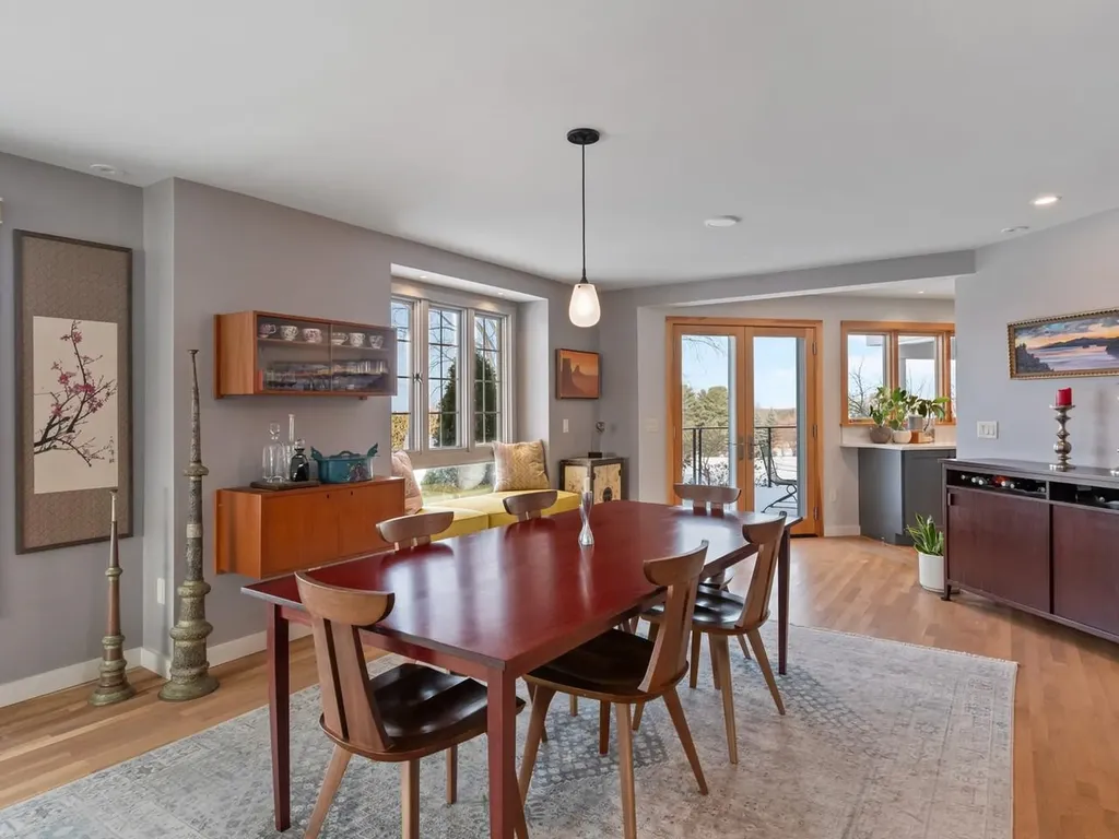 1285 Spear Street South Burlington VT 05403