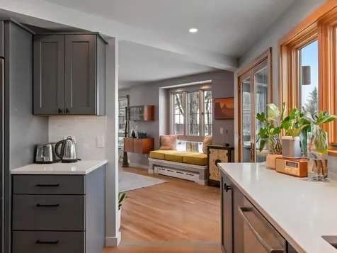 1285 Spear Street South Burlington VT 05403