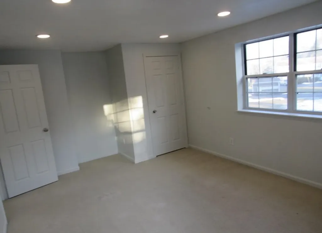 2A Arabian Court Goffstown NH 03045