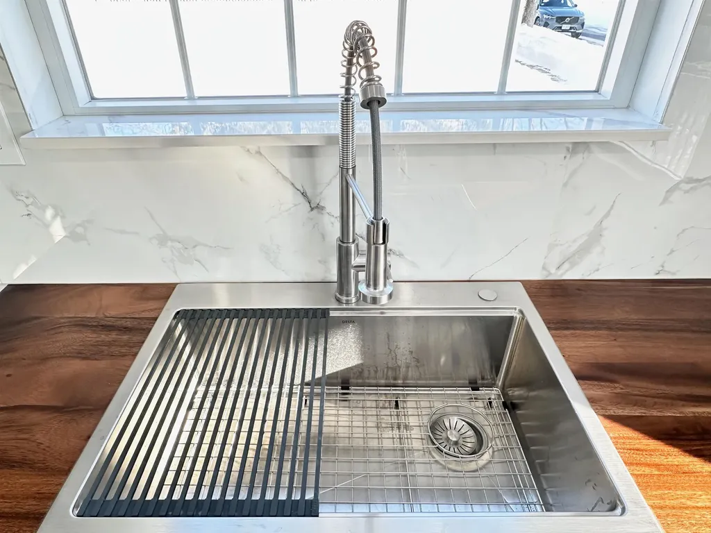 11 Walnut Street Keene NH 03431