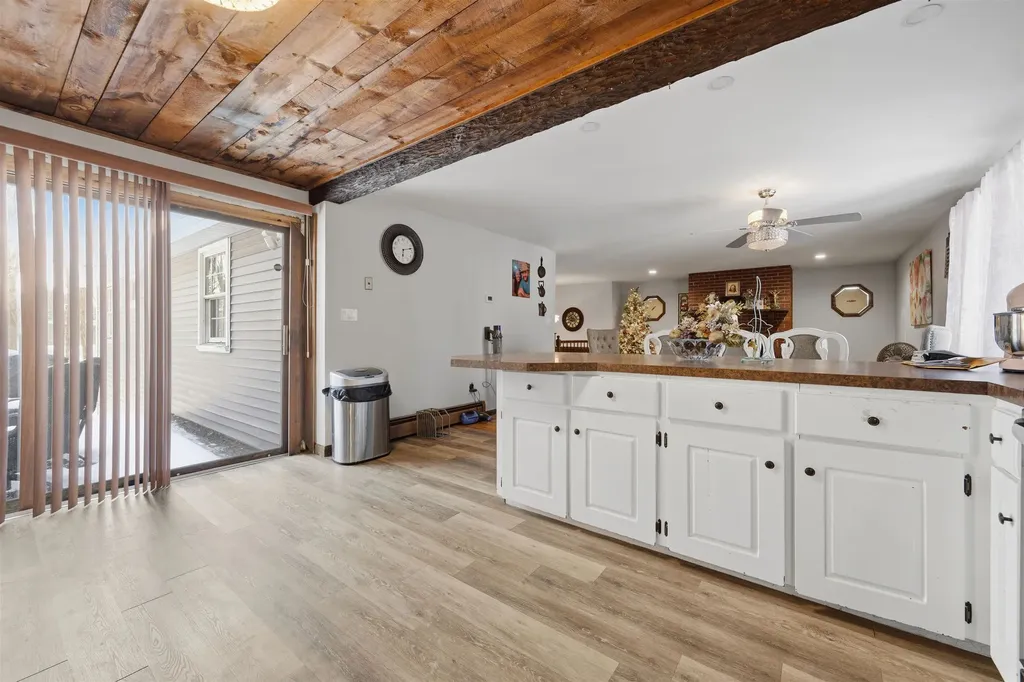 144 N Policy Street Salem NH 03079