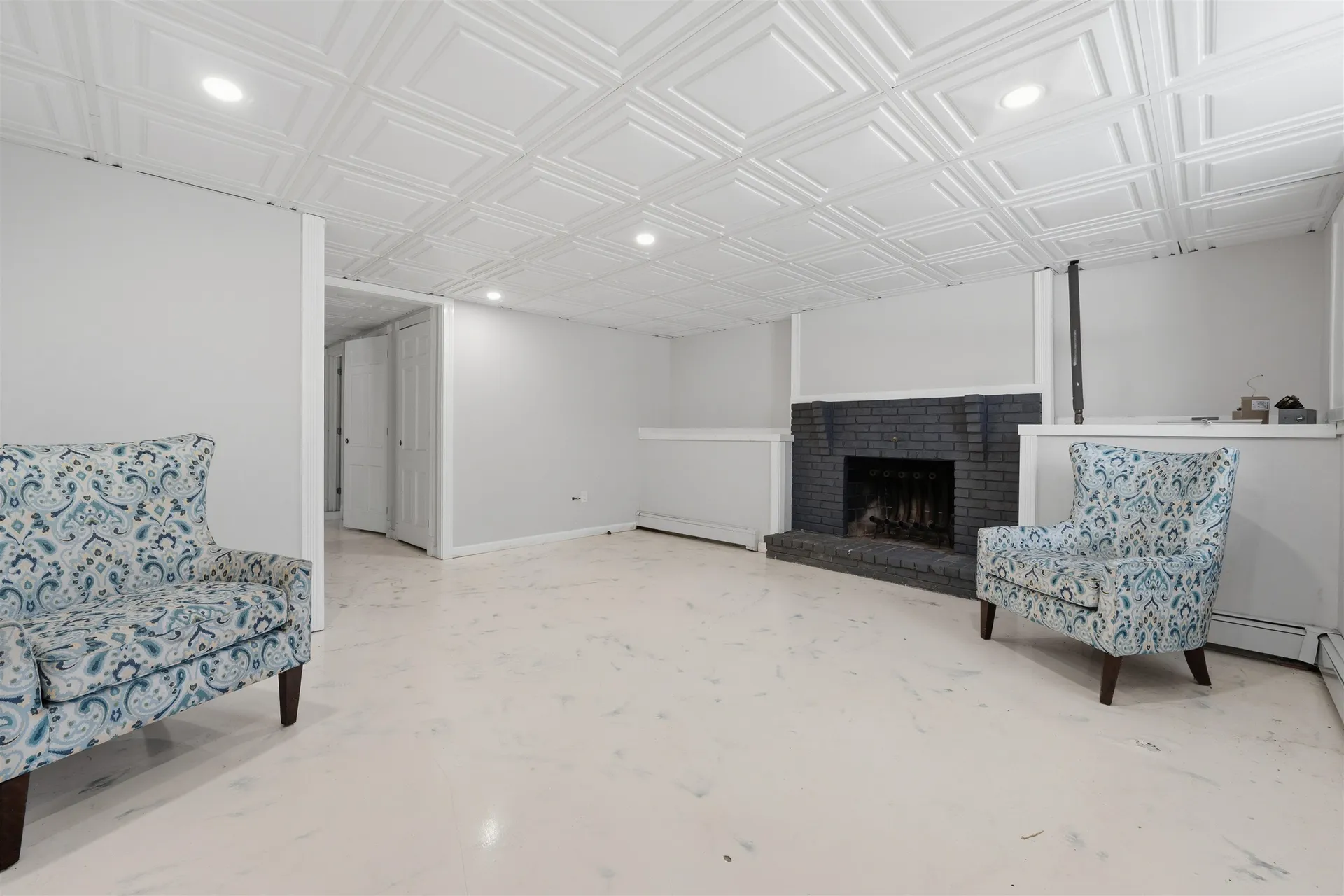 144 N Policy Street Salem NH 03079