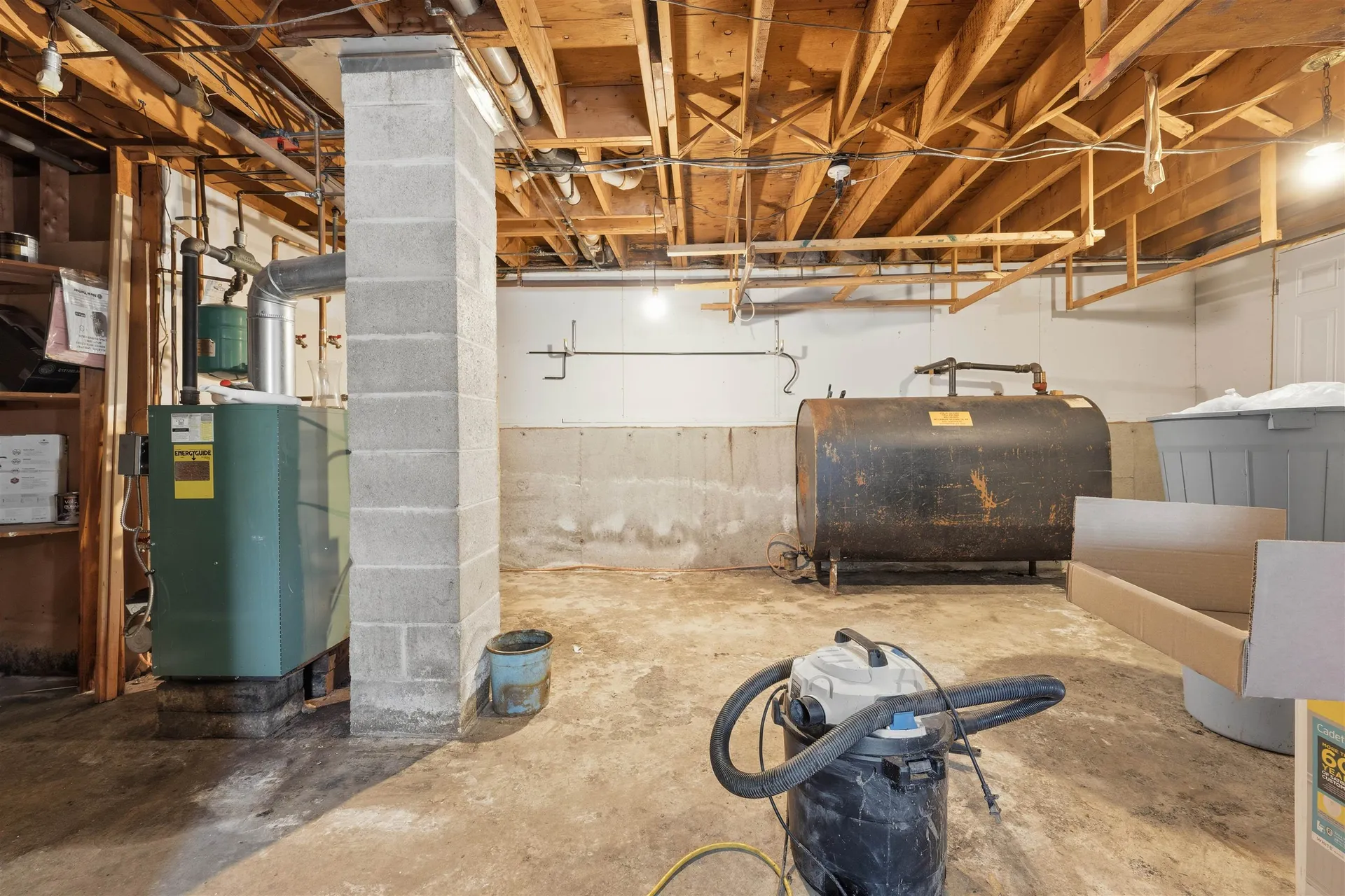 144 N Policy Street Salem NH 03079