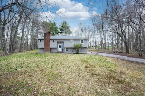 144 N Policy Street Salem NH 03079